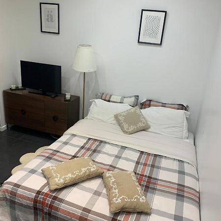 Charmant Appartement - Paris 18 Экстерьер фото